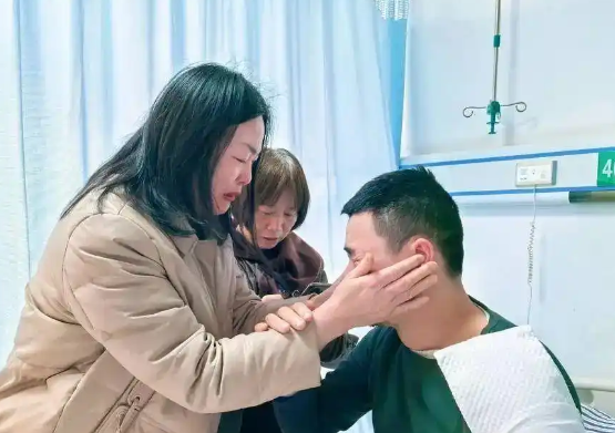 男子车祸住院找到失联18年家人 究竟是怎么回事？