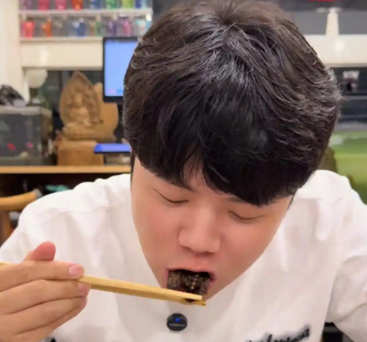 杭州面馆558元一碗面引争议 究竟是怎么回事？